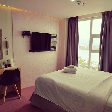 Sempre Premier Inn - Mactan Airport Hotel Lapu-Lapu City Exterior photo